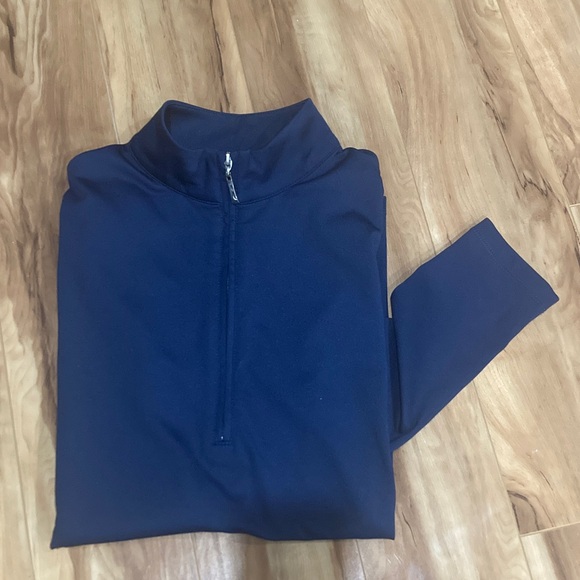 Jofit Black Pullover - Picture 4 of 4